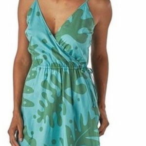 Patagonia dress 10 pockets